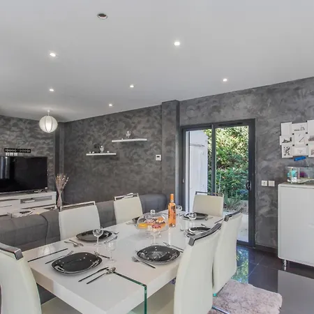 By Interhome Hébergement de vacances *