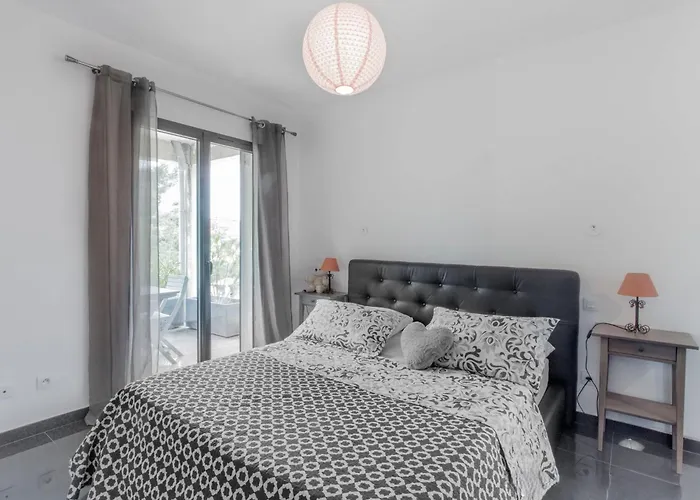 By Interhome * Les Lecques